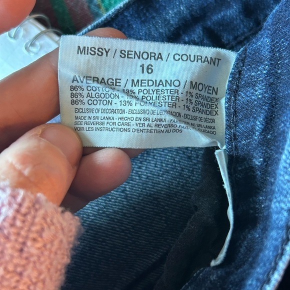 Gloria Vanderbilt Dark Blue Jeans Amanda 16 Denim Stretch Durable Flattering - Picture 3 of 3